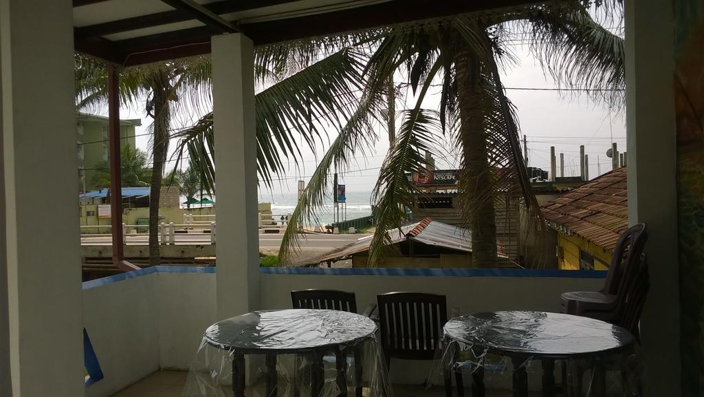 Hotel The Finz Hikkaduwa Exterior foto