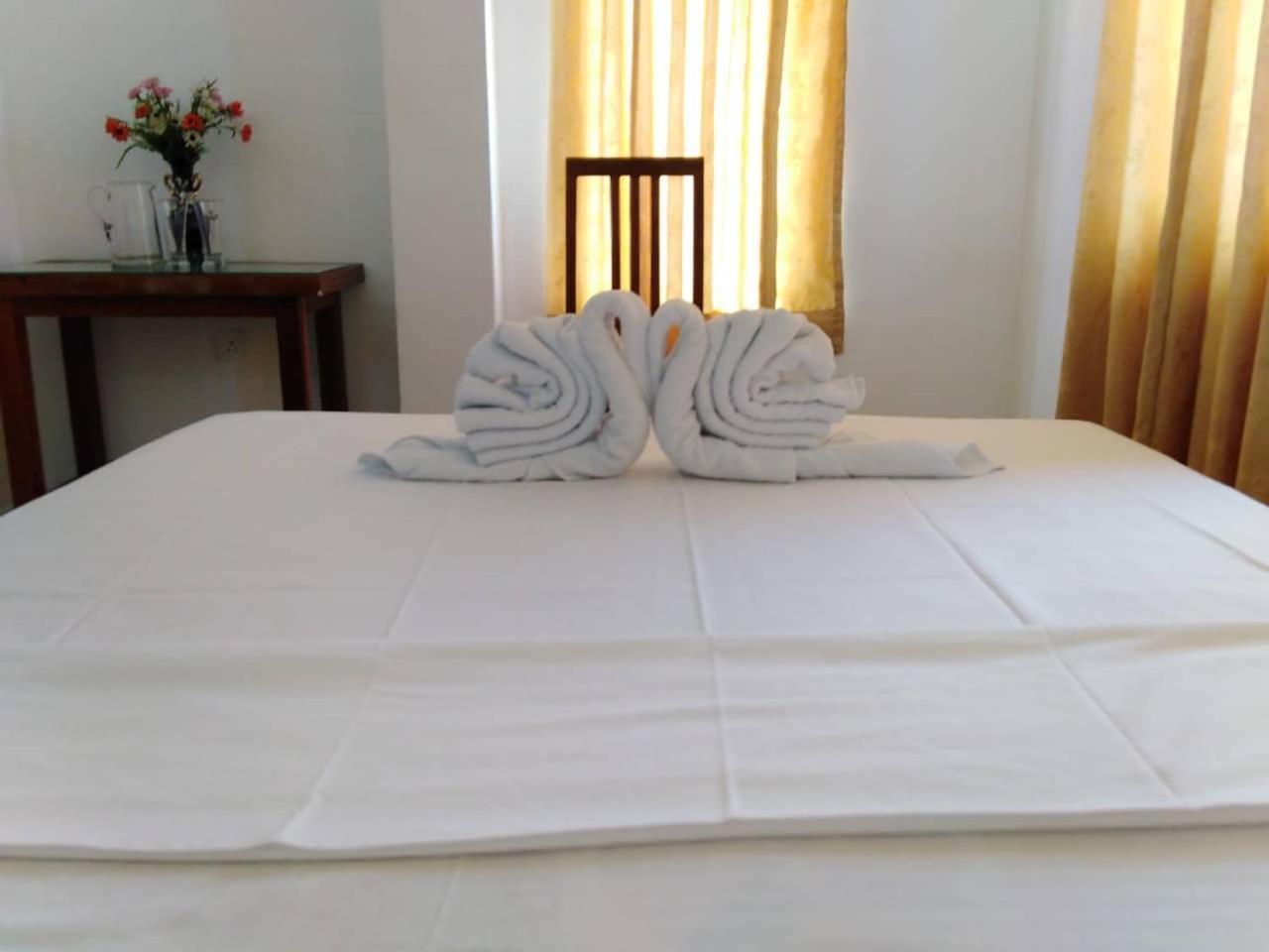 Hotel The Finz Hikkaduwa Exterior foto