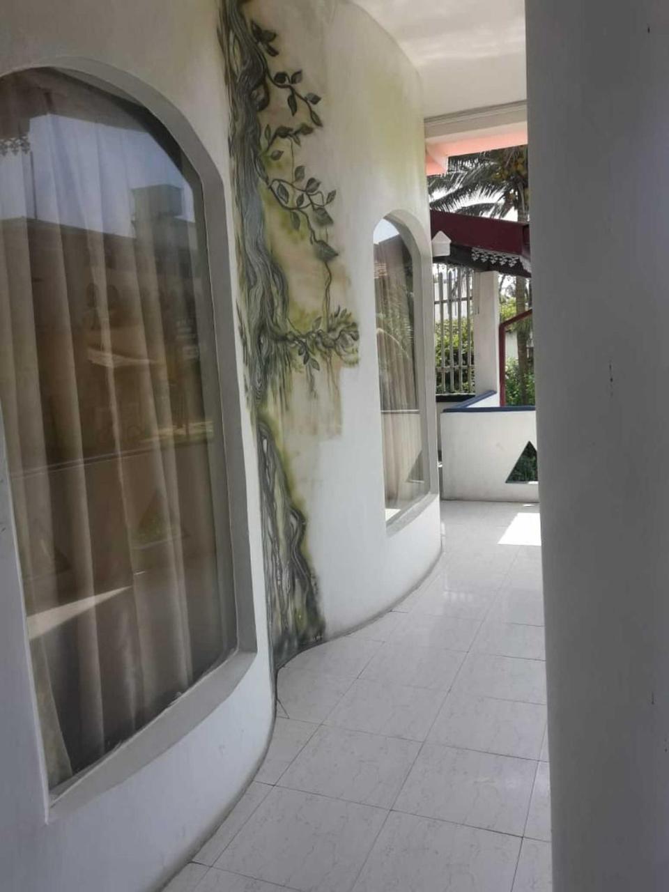 Hotel The Finz Hikkaduwa Exterior foto